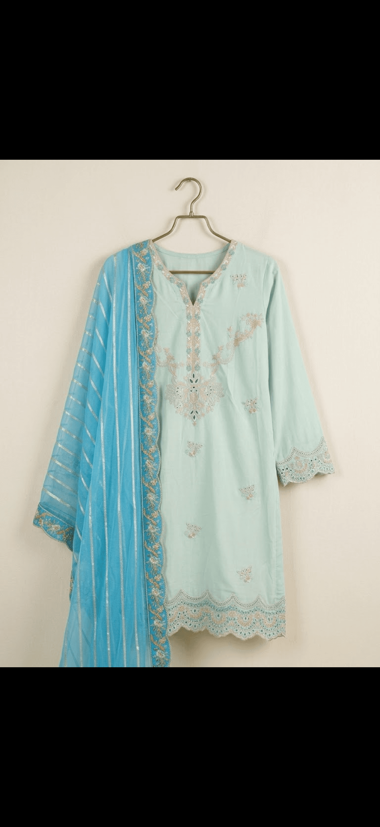 Embroidered Peach Kurta with Rose Dupatta 2